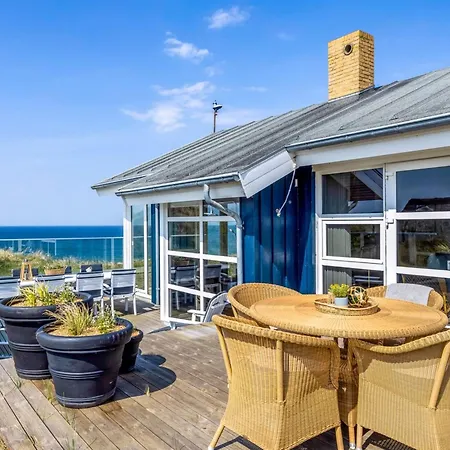 Aster - 150m From The Sea By Interhome