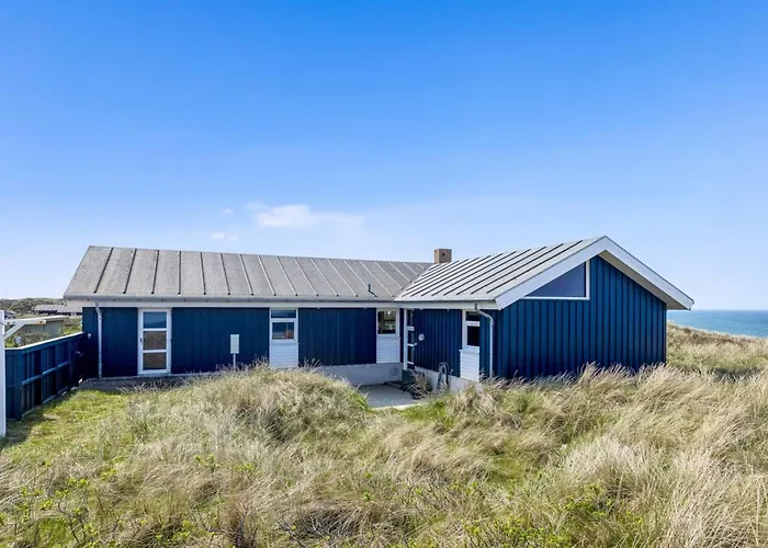 Aster - 150m From The Sea By Interhome